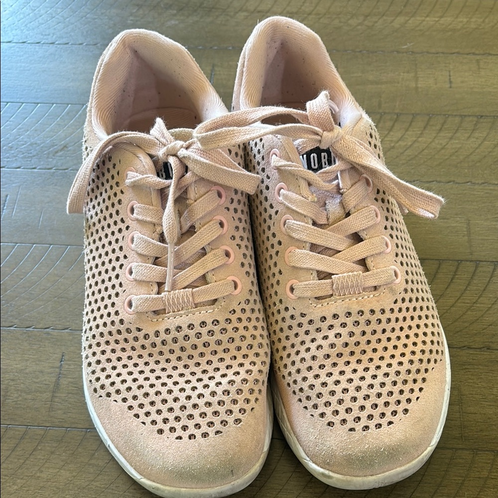 NOBULL Pink Sneakers Breathable Athletic Shoes